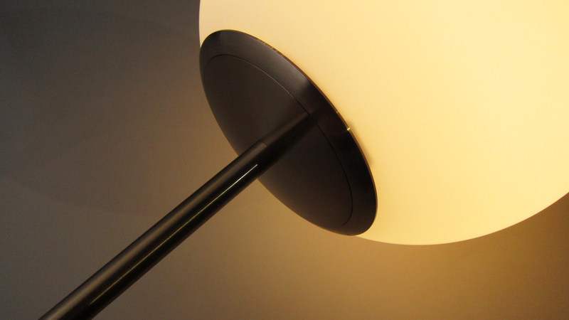 Дизайнерский настольный светильник Flos Table Lamp - фото №3