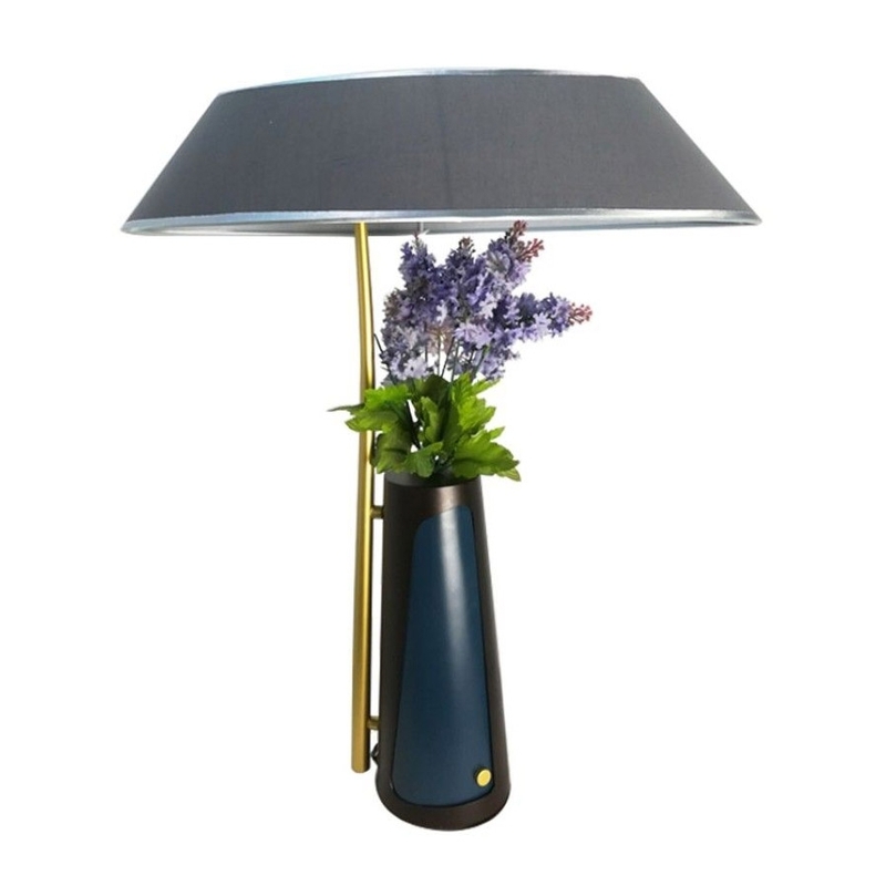 Дизайнерский настольный светильник Flower Vase lamp