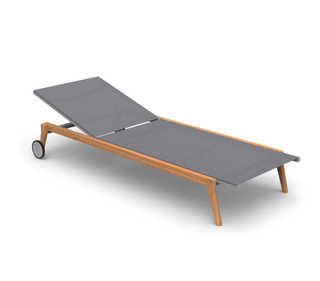 Дизайнерский шезлонг Moon Teak